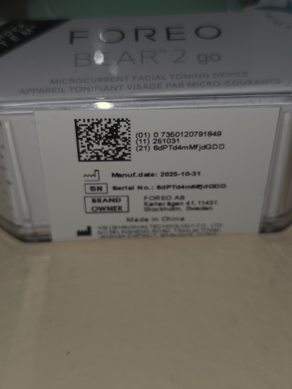 FOREO BEAR 2 go Microcurrent Facial Toning Device – Pistachio New - Picture 3 of 3